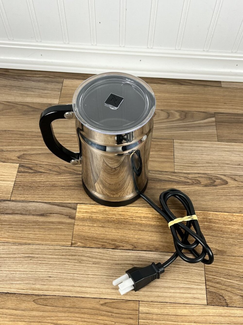 Nespresso Aeroccino Plus Model 3192 Electric Milk Frother w Power Base Tested